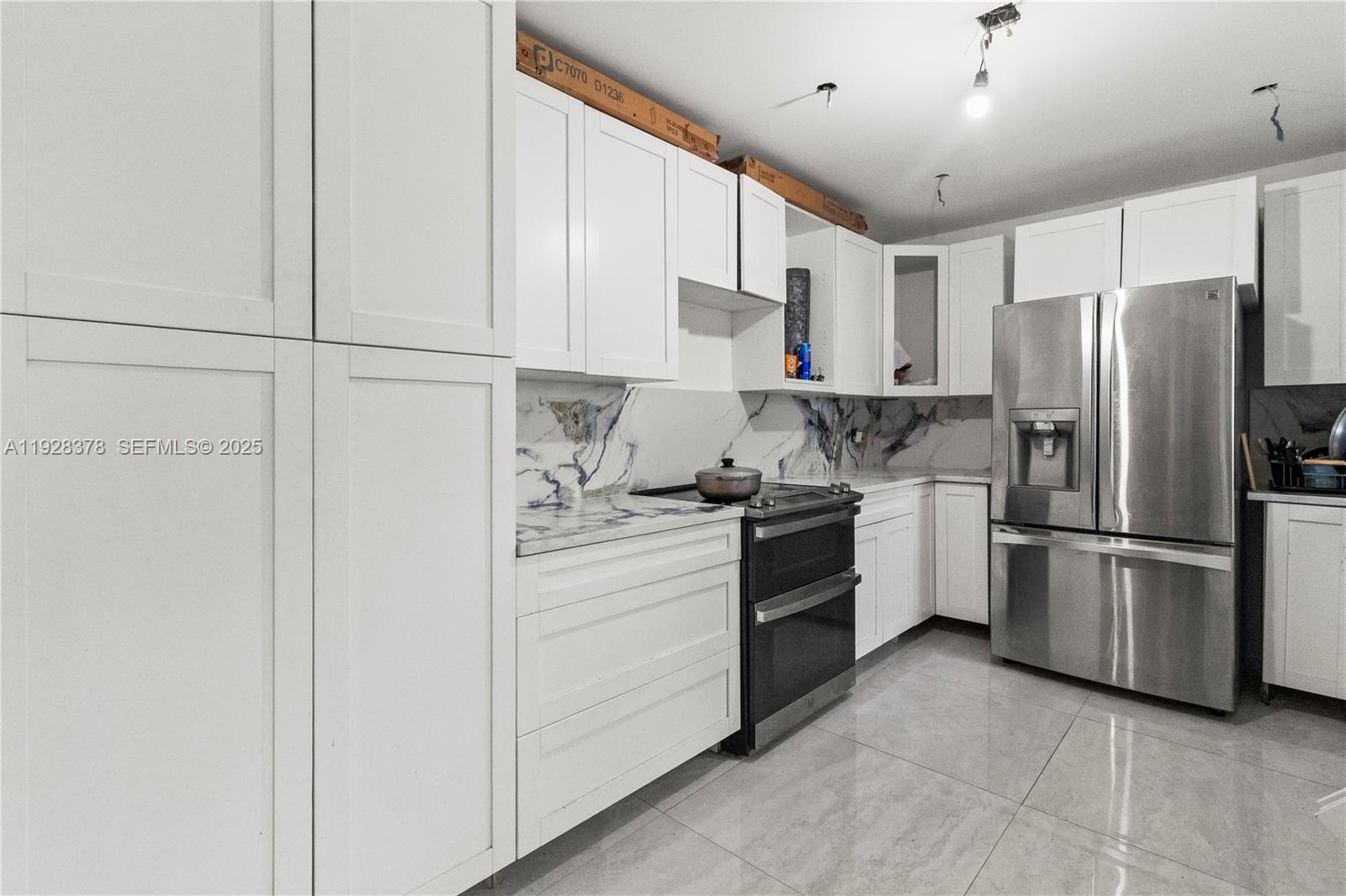 MIAMI GARDENS ESTATES SEC - Residential