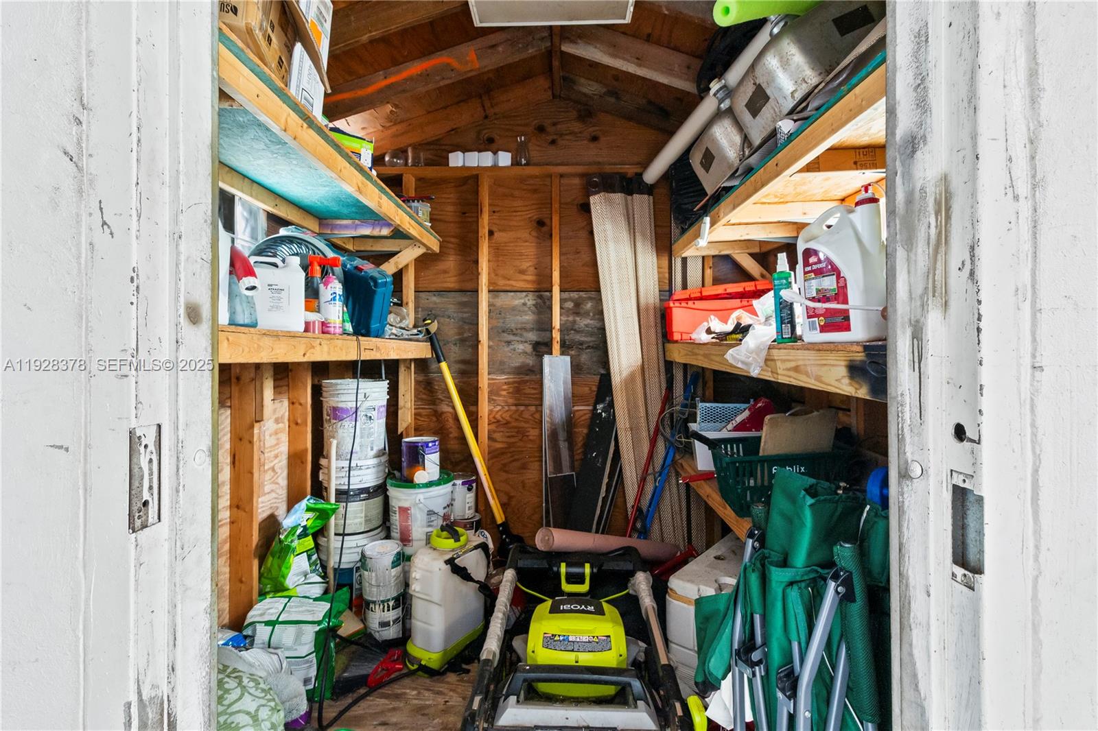 MIAMI GARDENS ESTATES SEC - Residential