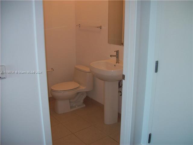 FOUR MIDTOWN MIAMI CONDO - Residential