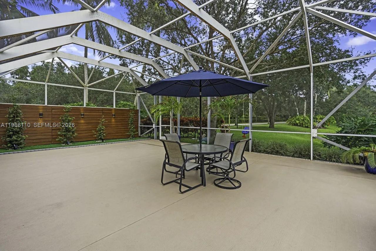 RIVERWALK 3 - Residential