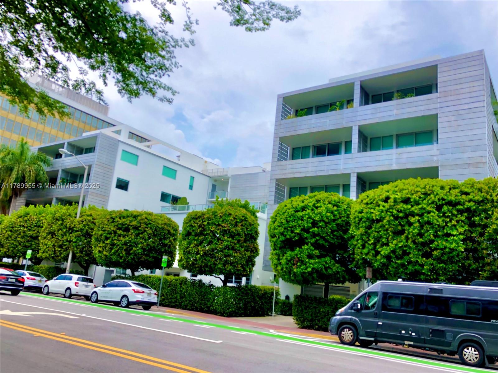 Property for Sale at 1700 Meridian Ave 303, Miami Beach, Miami-Dade County, Florida - Bedrooms: 2 
Bathrooms: 2  - $829,000