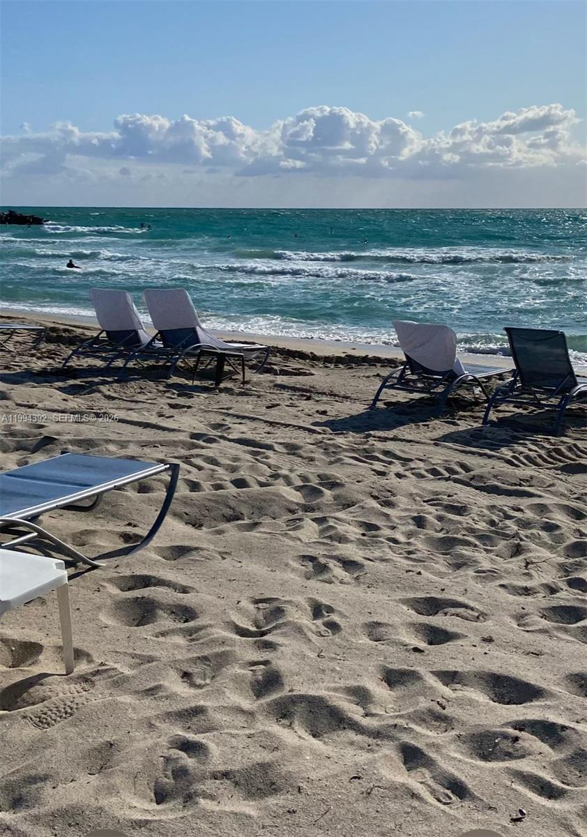 HARBOUR HOUSE - Residential