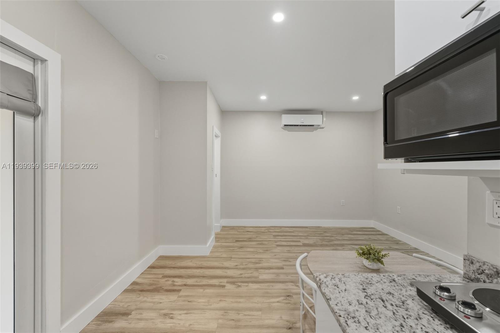 AILEEN-SUSAN - Residential Lease