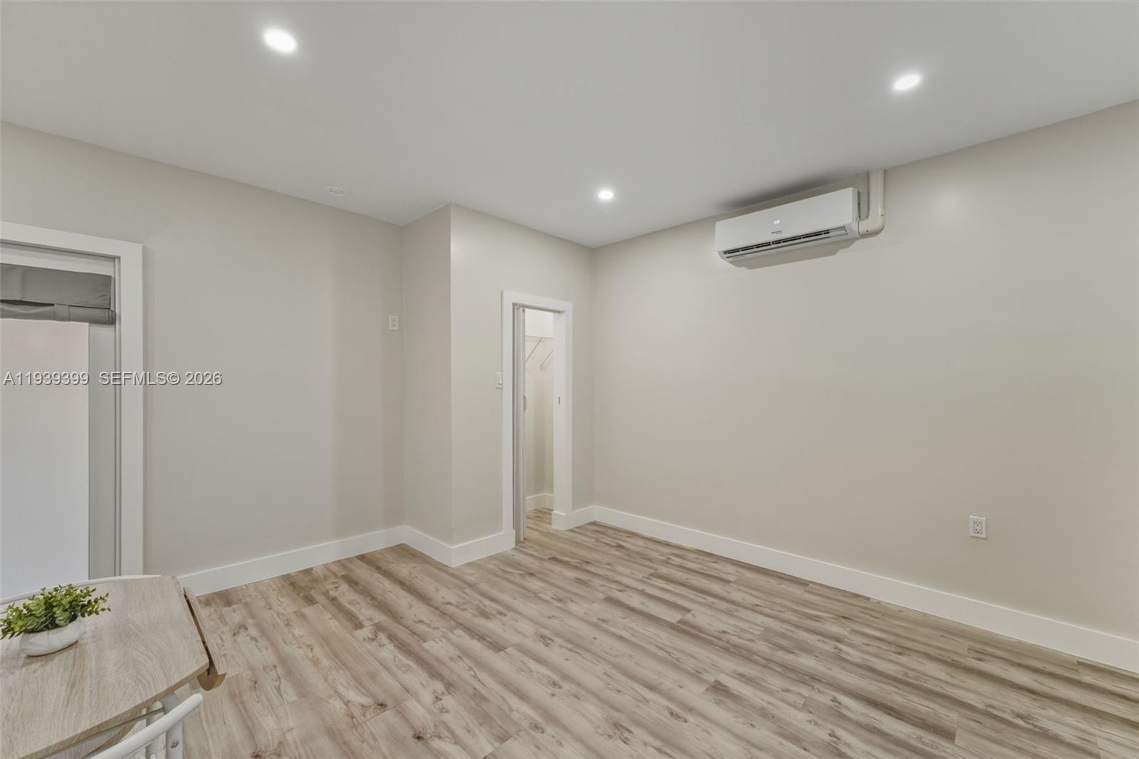 AILEEN-SUSAN - Residential Lease