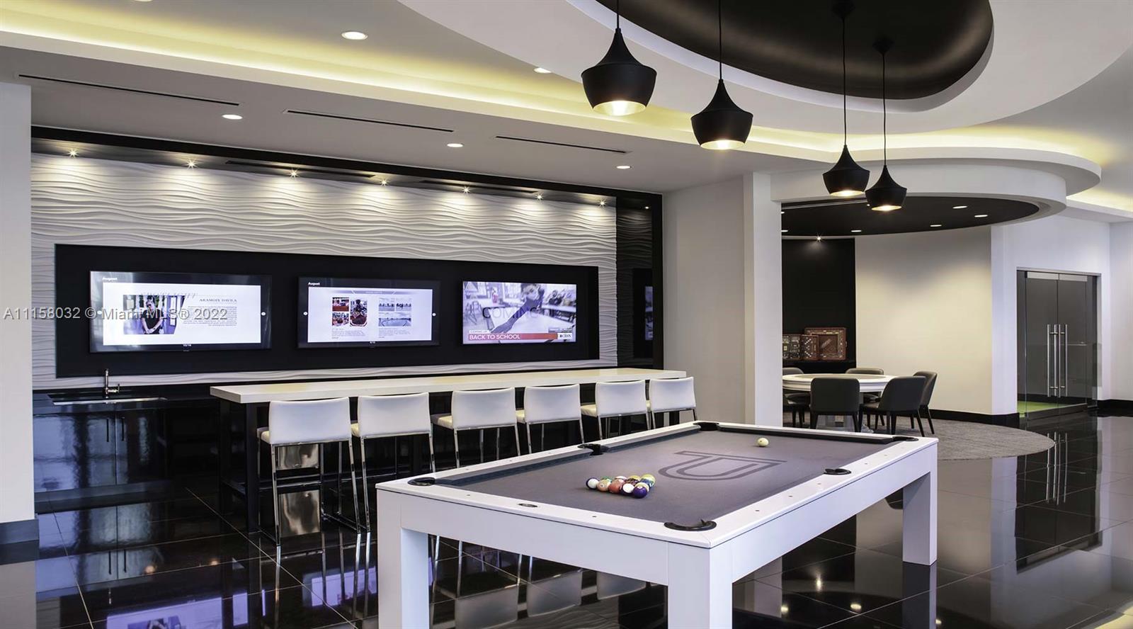 PARAMOUNT MIAMI WORLDCENT - Residential Lease