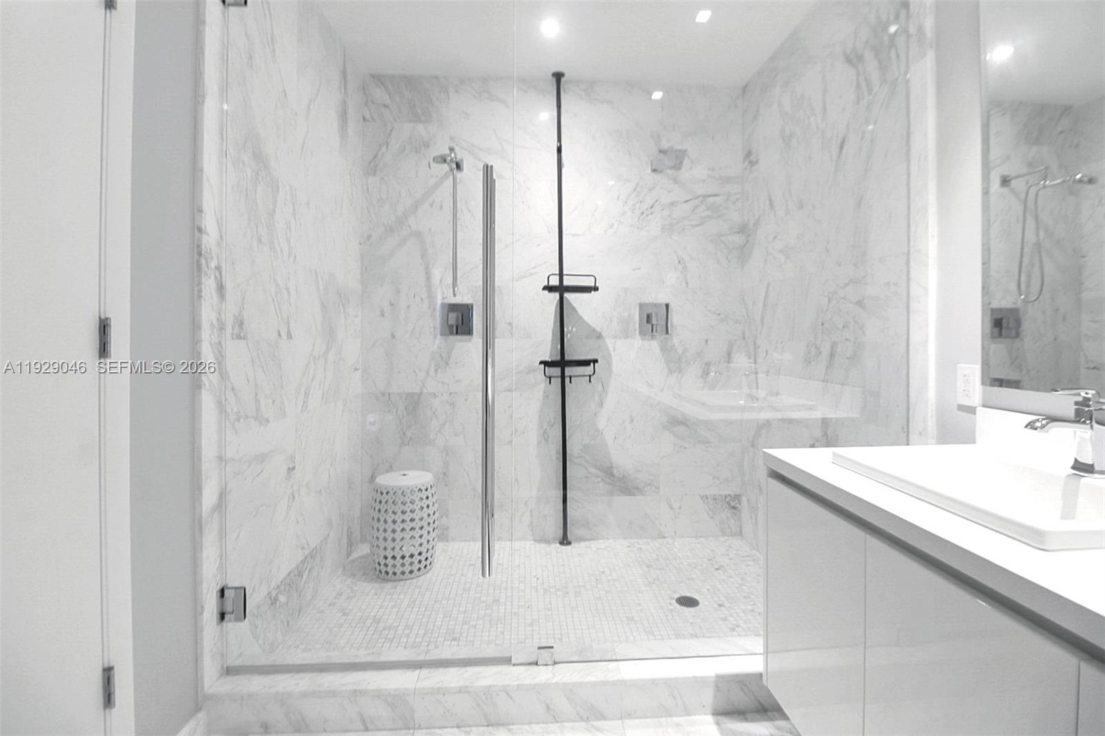 PARAMOUNT FT LAUDERDALE C - Residential