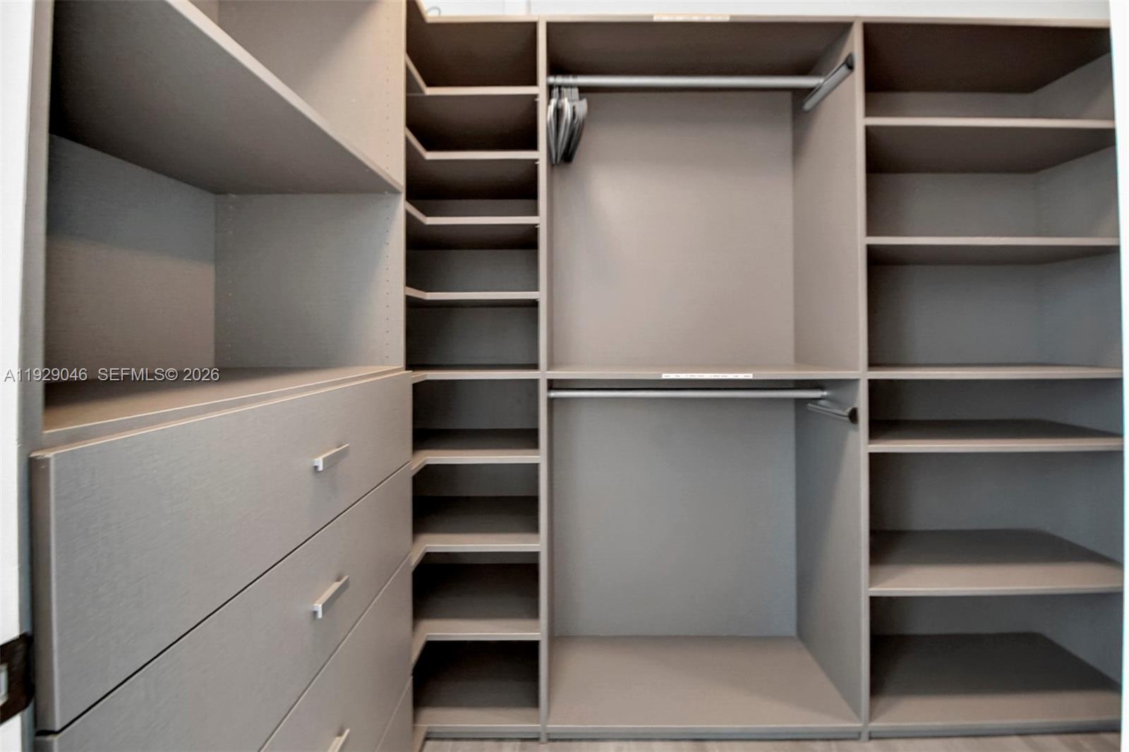 PARAMOUNT FT LAUDERDALE C - Residential