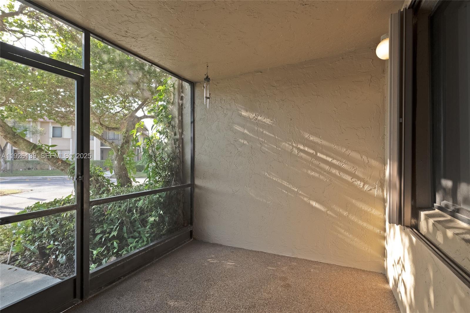 RACQUET CLUB APTS AT BONA - Residential