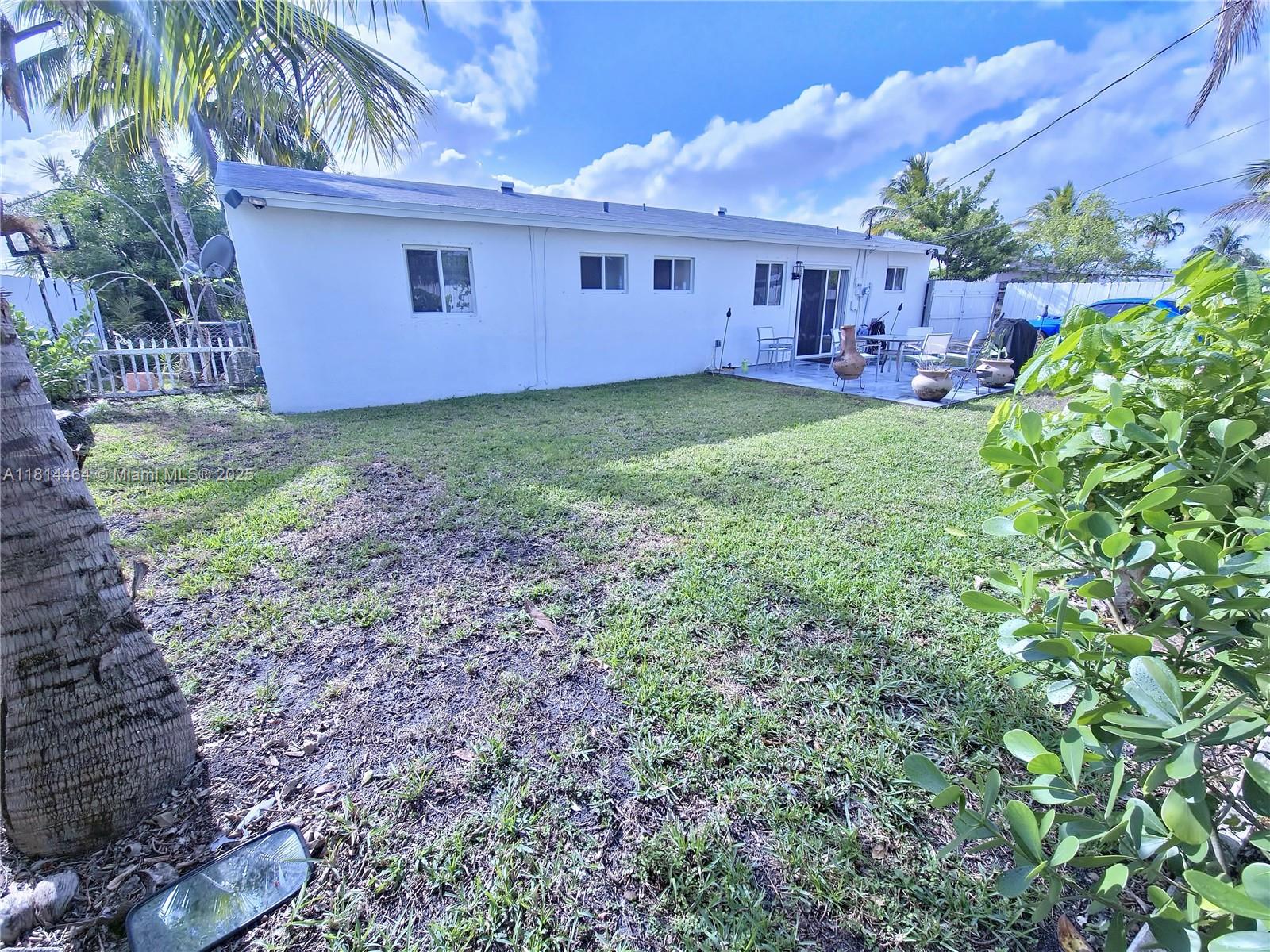 BROADVIEW COUNTRY CLUB - Residential