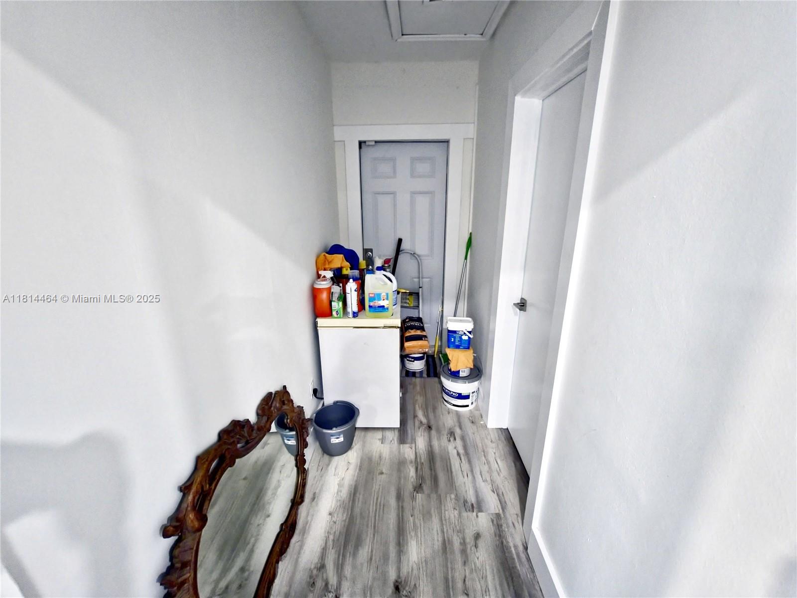 BROADVIEW COUNTRY CLUB - Residential