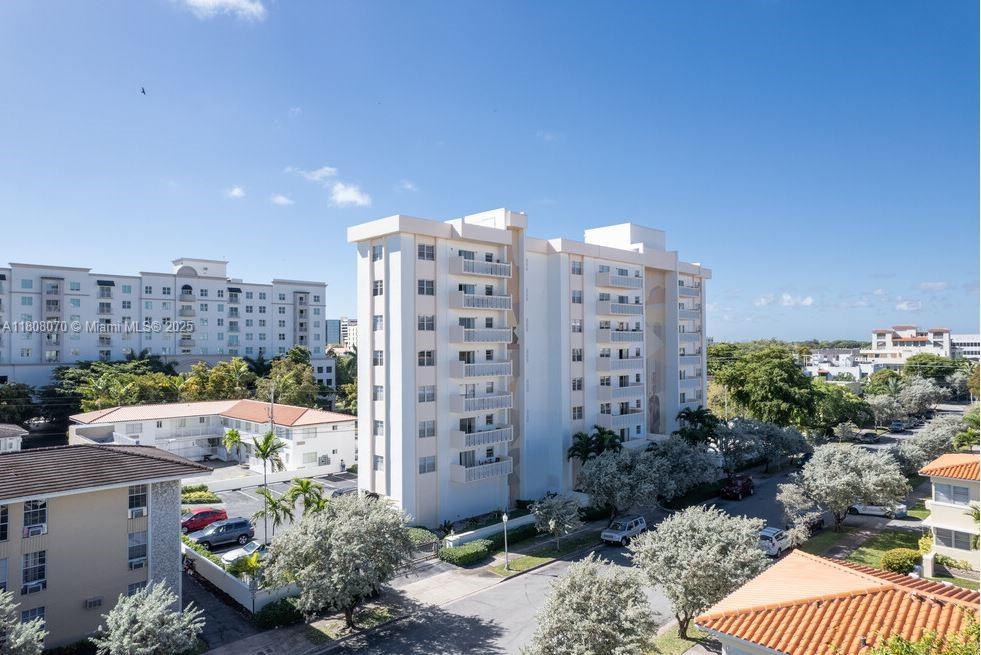Rental Property at 22 Salamanca Ave 305, Coral Gables, Broward County, Florida - Bedrooms: 2 
Bathrooms: 2  - $2,995 MO.