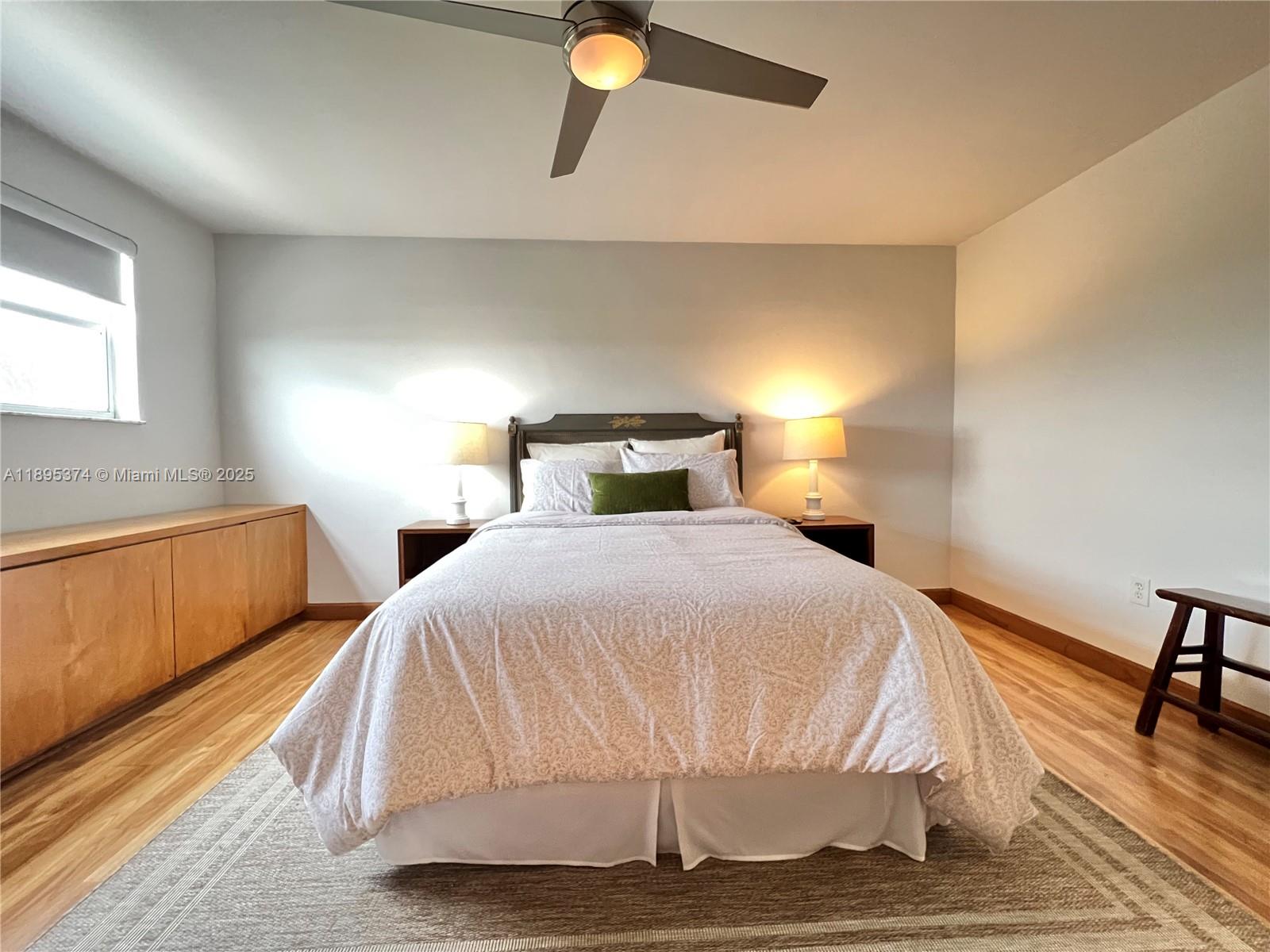 CRANDON TOWER CONDO - Residential Lease