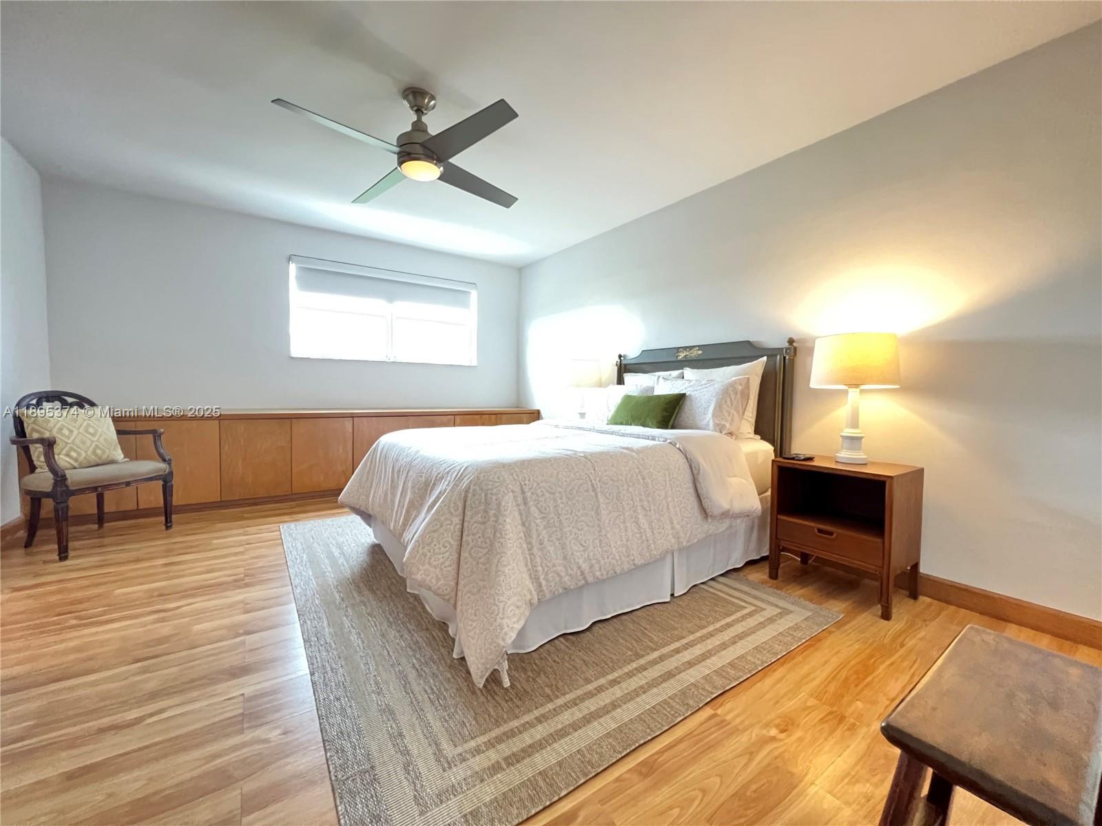 CRANDON TOWER CONDO - Residential Lease