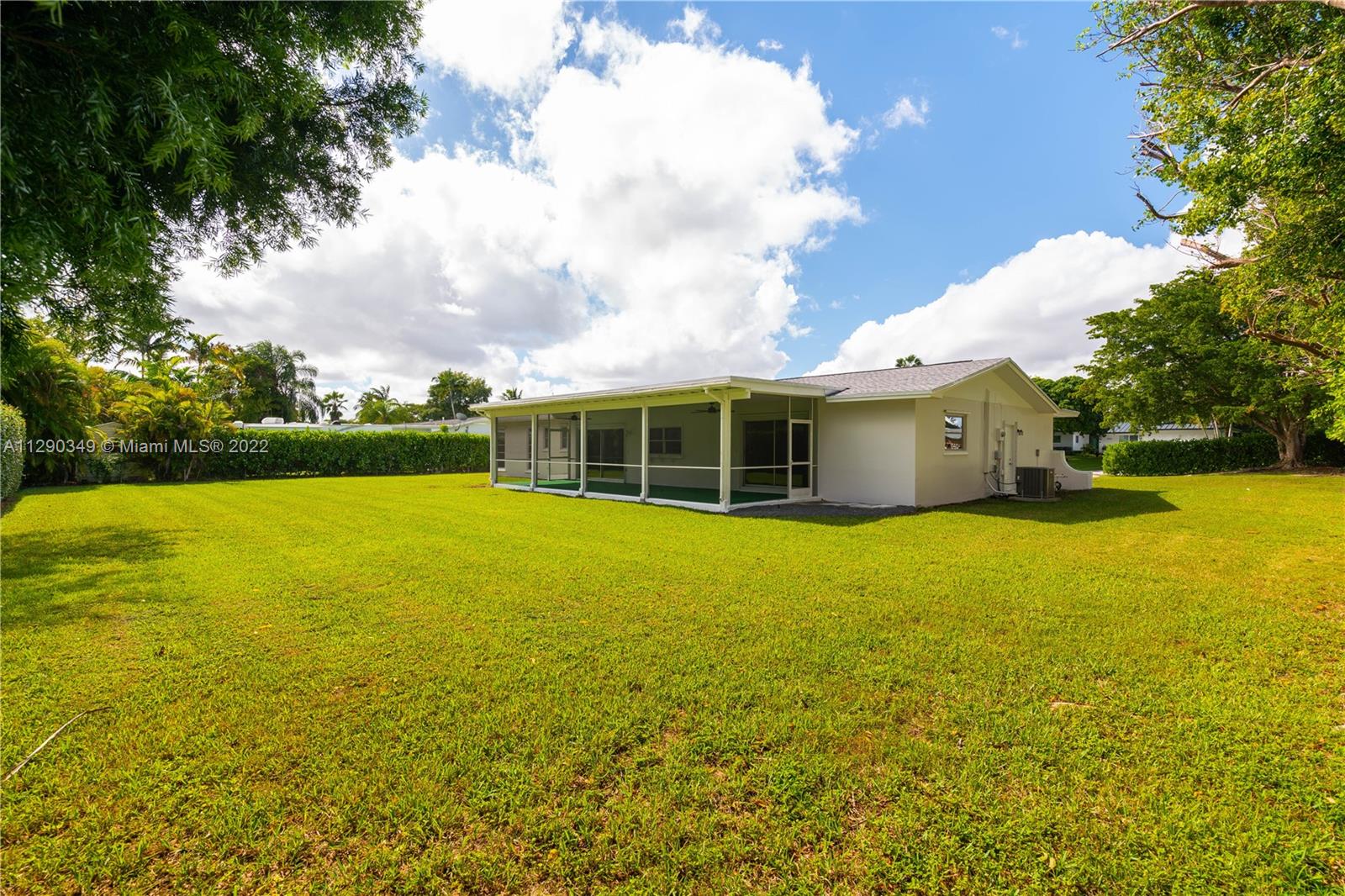 PINE SHORE SEC 1 - Residential