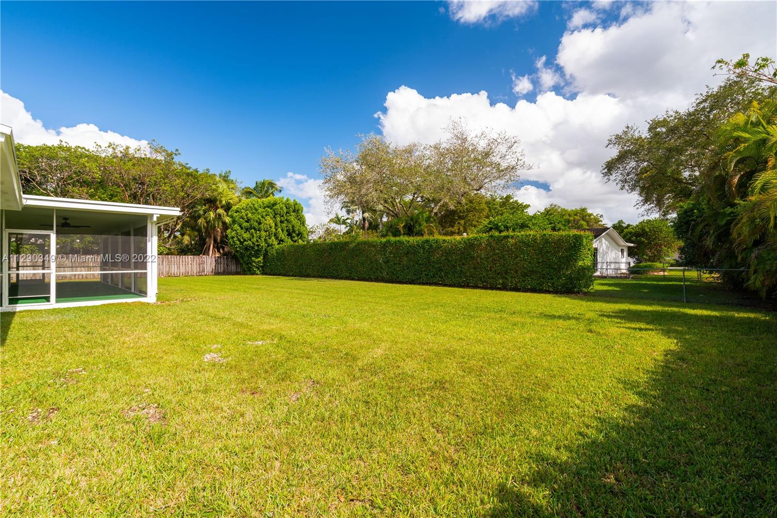 PINE SHORE SEC 1 - Residential