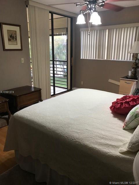 BONAIRE AT WOODMONT 1 CON - Residential