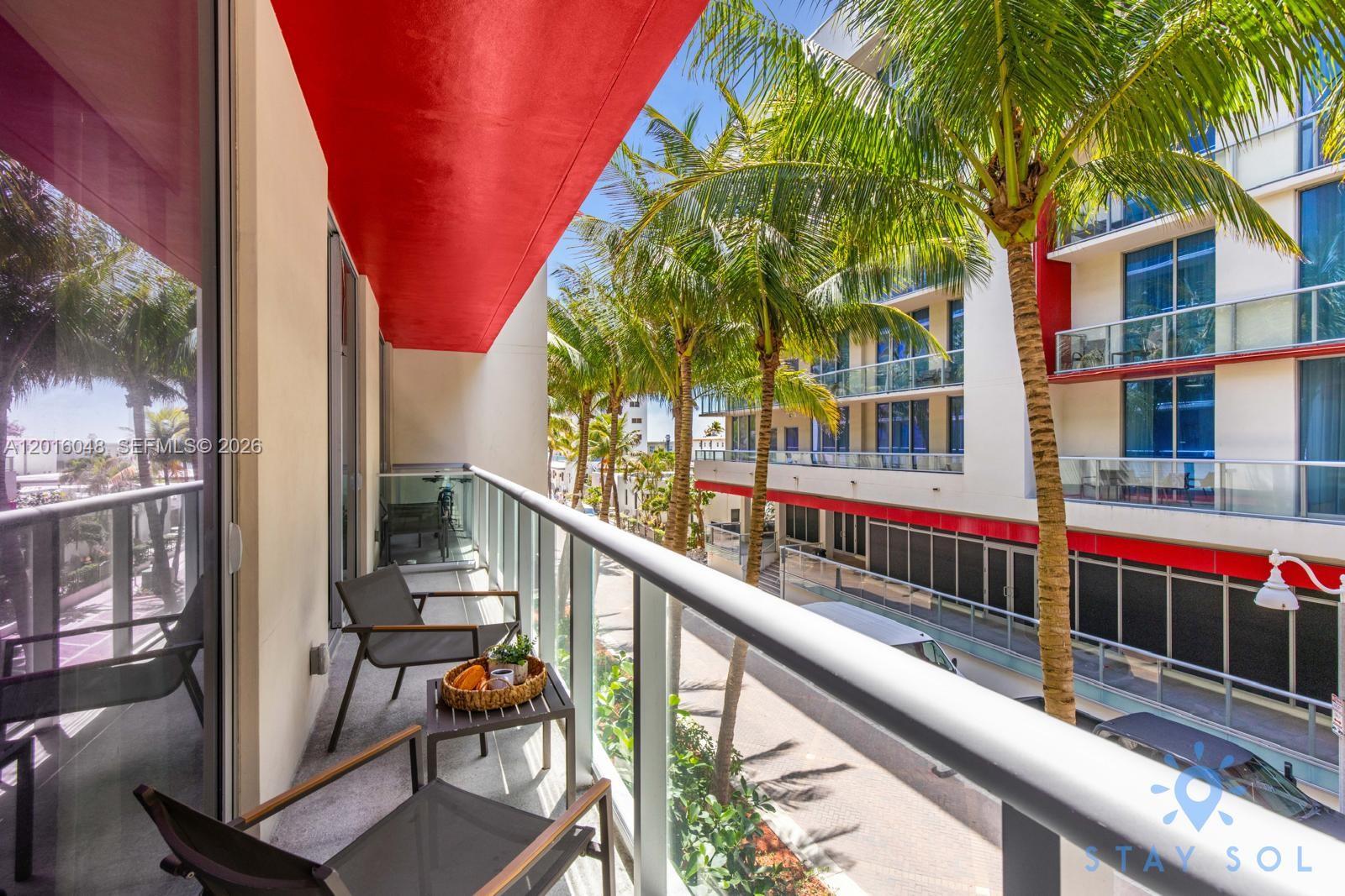 COSTA HOLLYWOOD CONDO - Residential