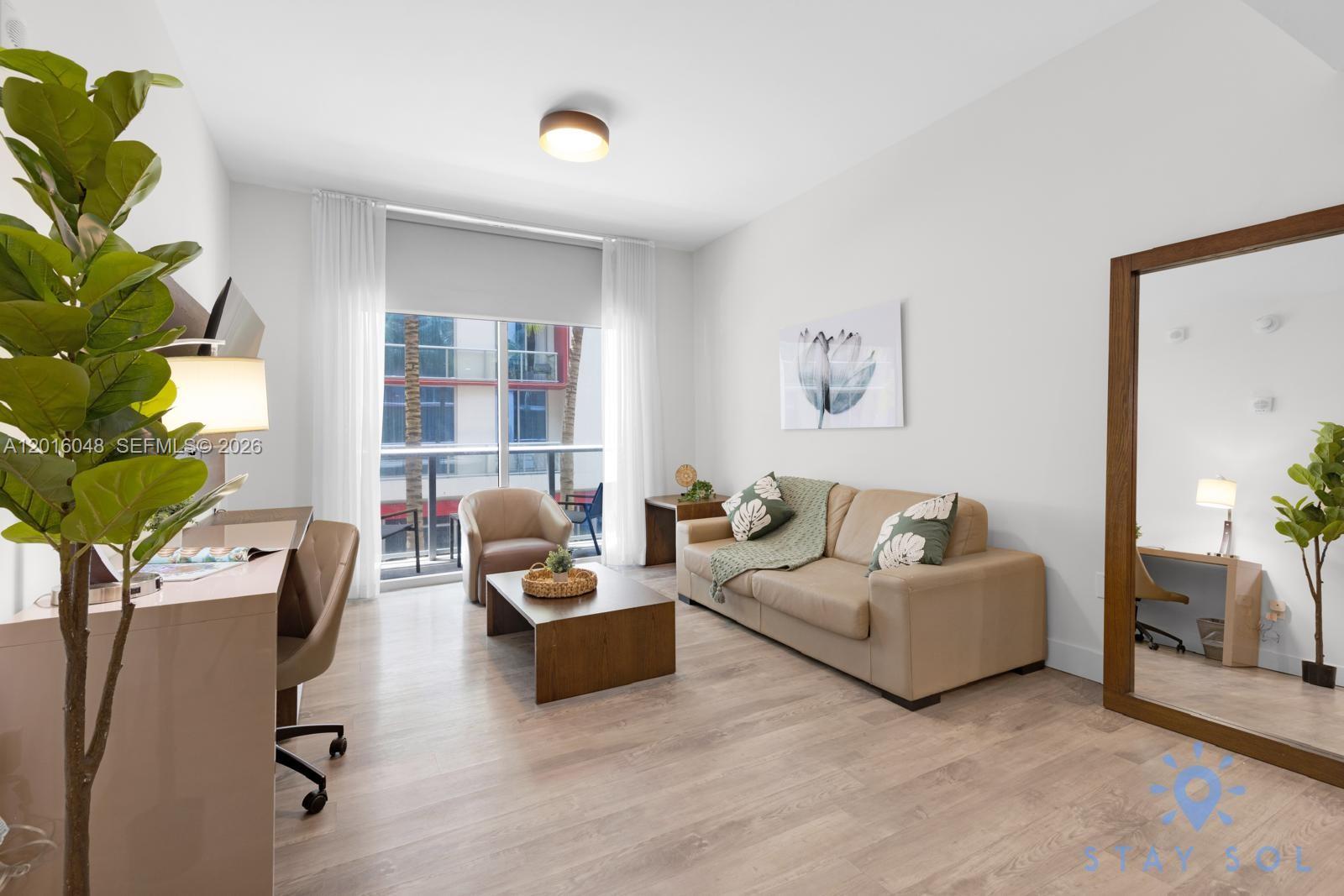 COSTA HOLLYWOOD CONDO - Residential