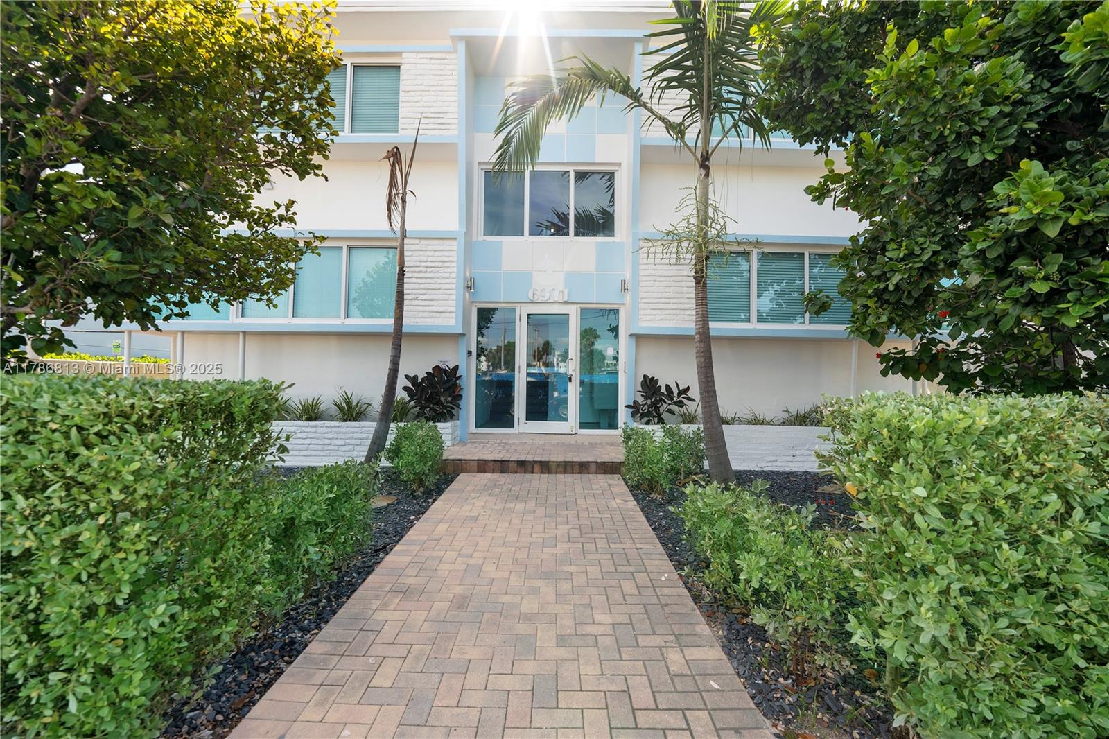 Photo 1 of 6971 Carlyle Ave 104, Miami Beach, Florida, $1,750, Web #: 11786813