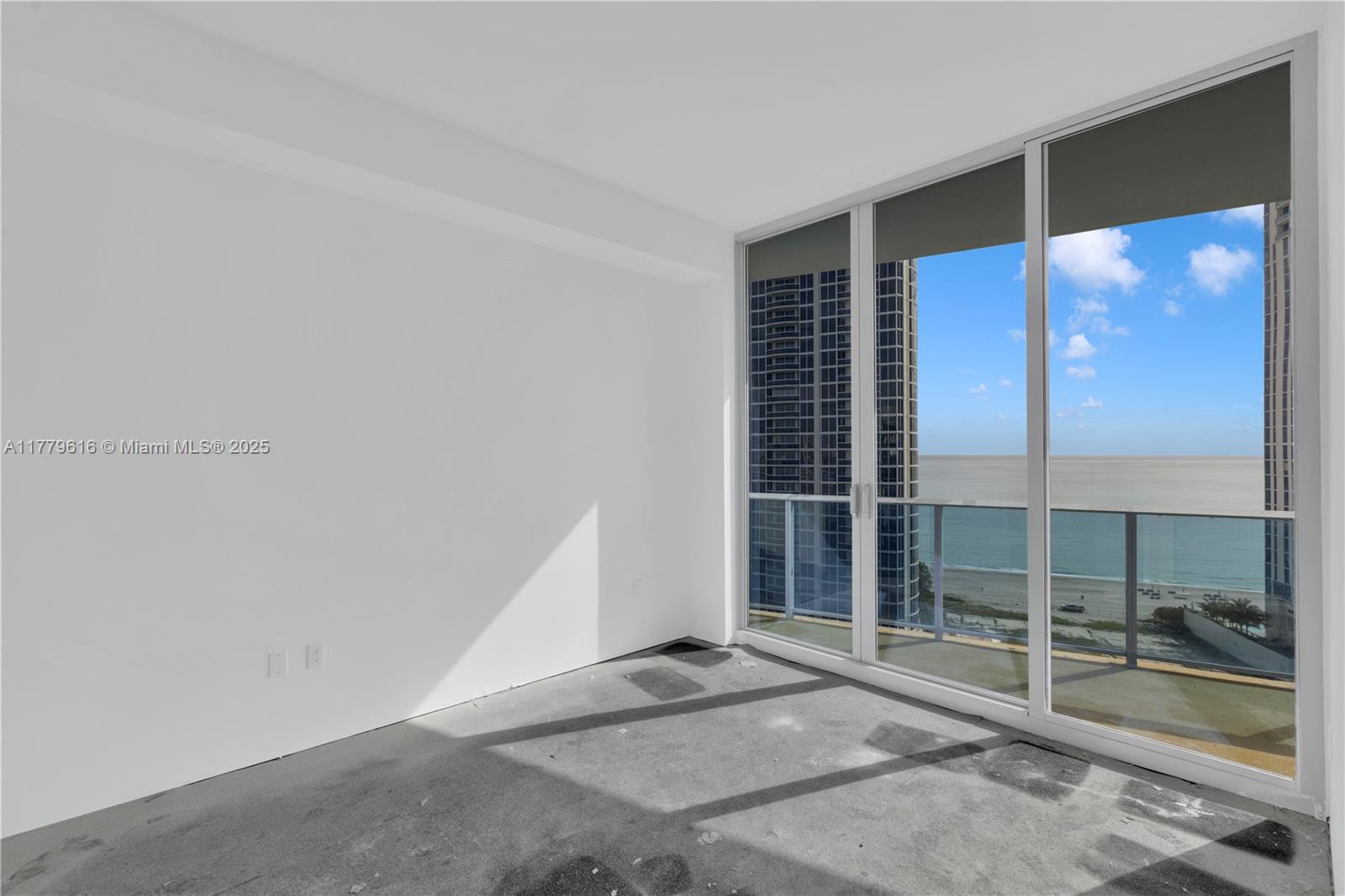17550 Collins Avenue 1502