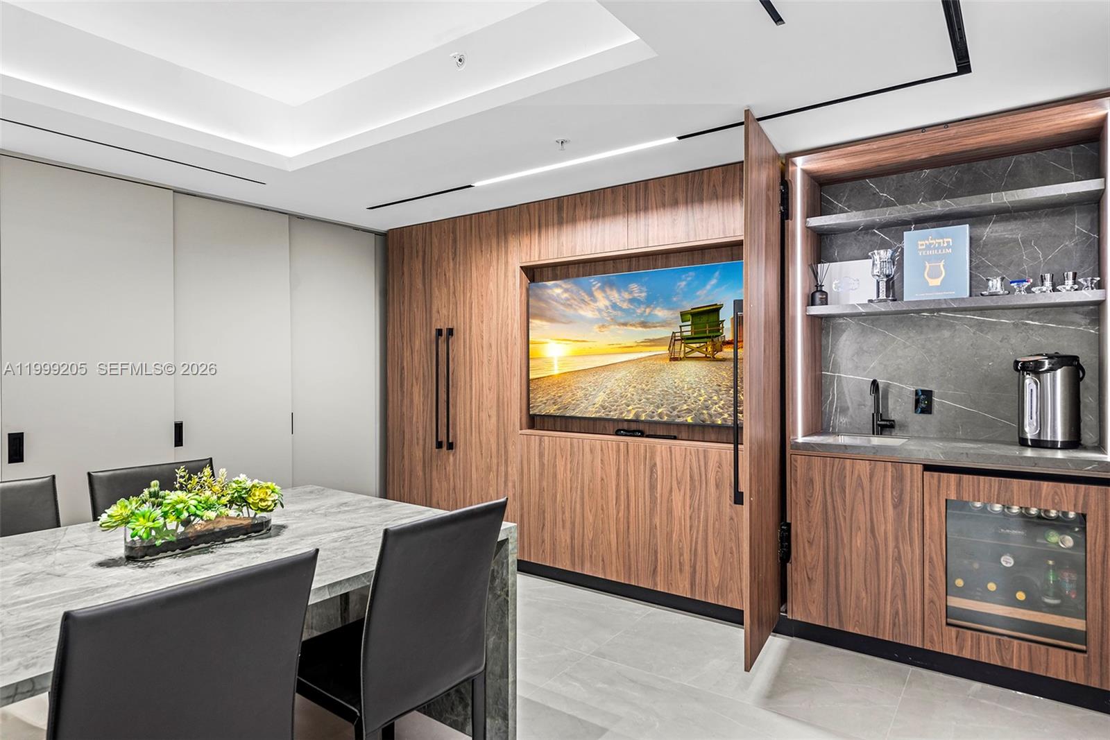 400 Sunny Isles Blvd PH-03