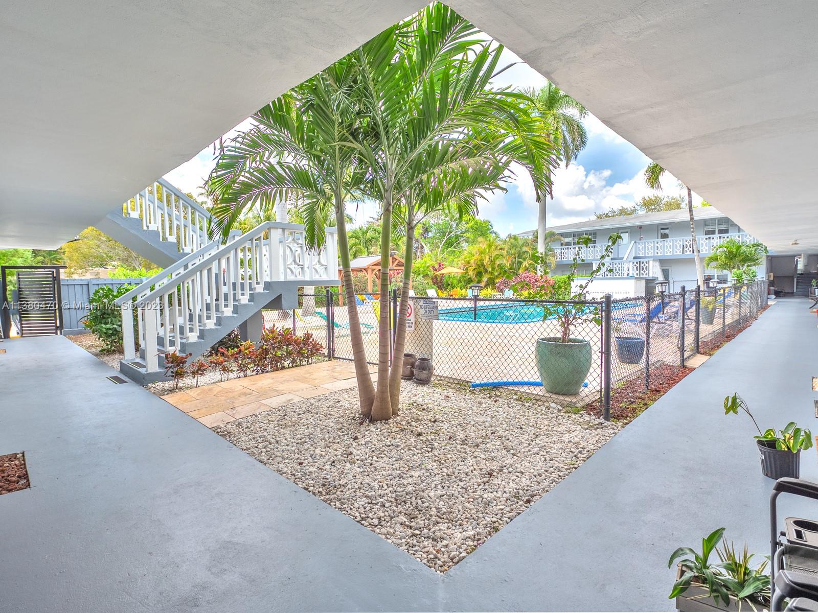 RIVERSIDE ADD AMEN PLAT - Residential Lease