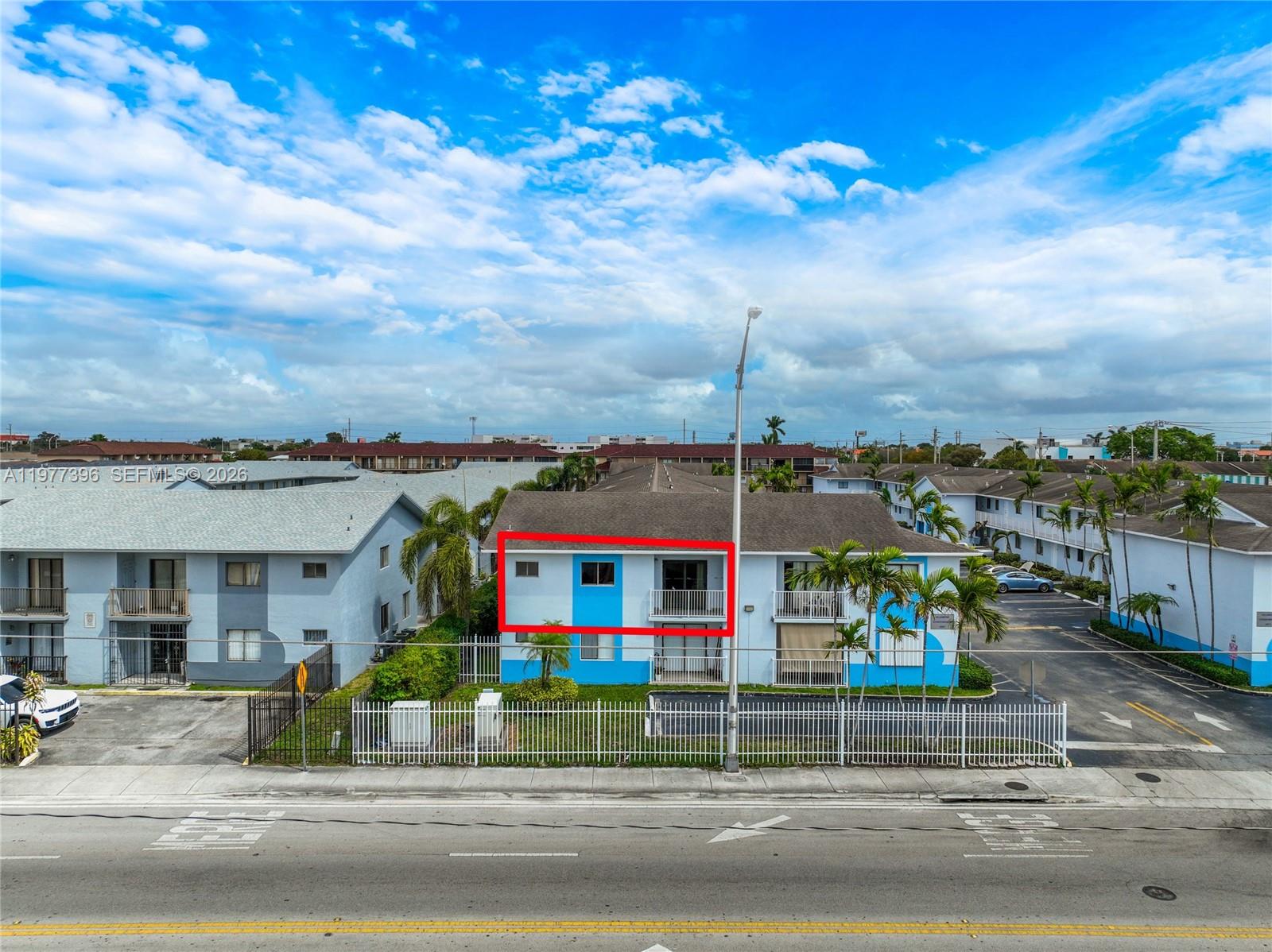 VILLAMORE CONDO - Residential