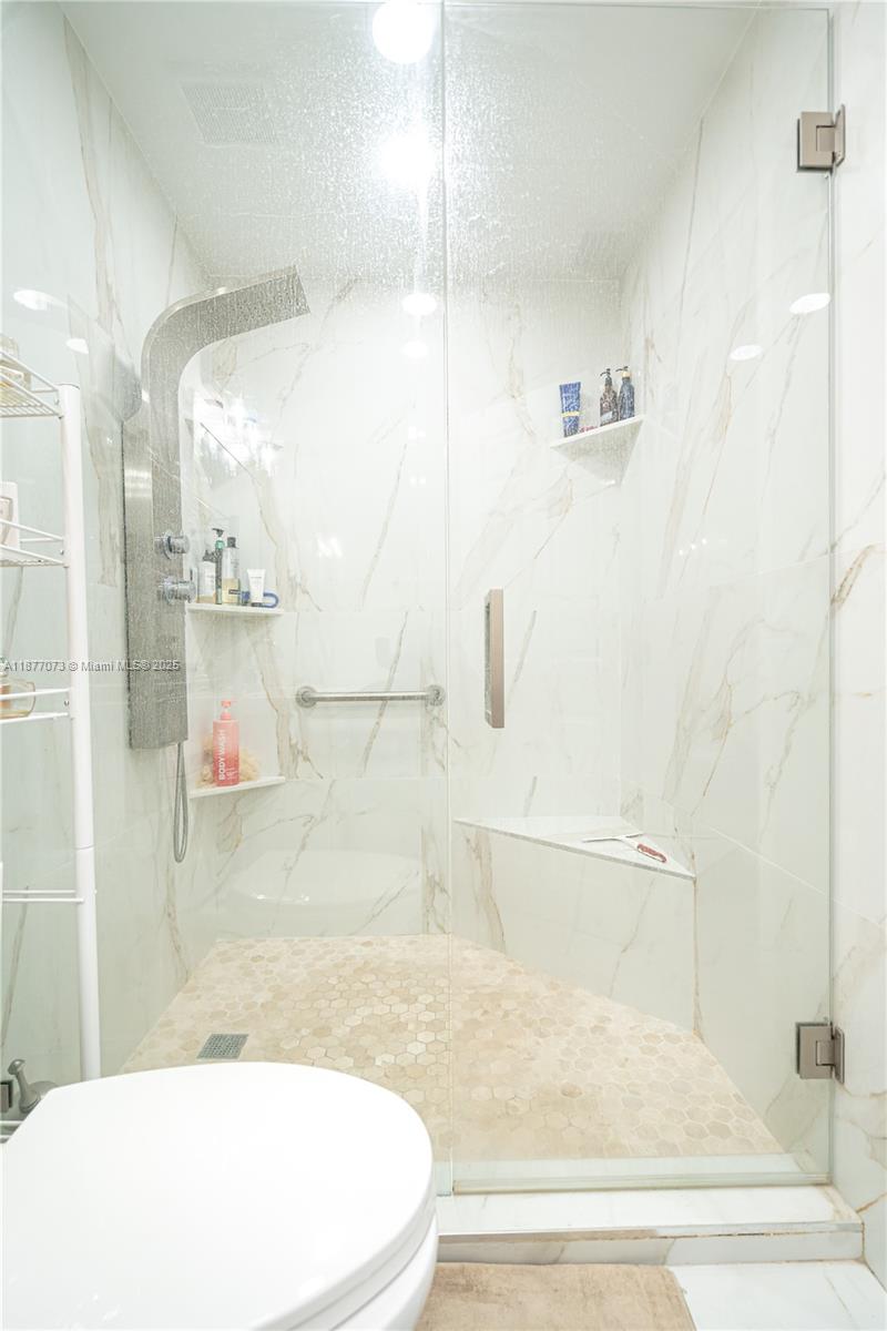 LAGO MAR SOUTH - Residential