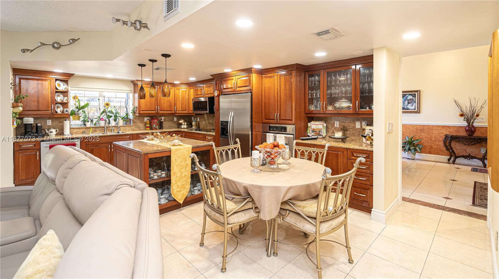 LAGO MAR SOUTH - Residential