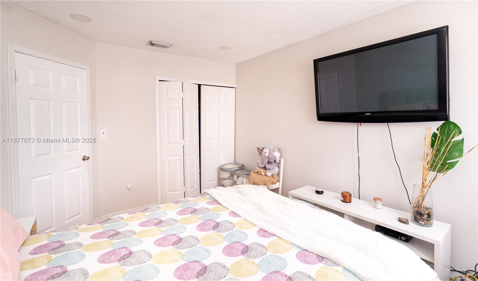 LAGO MAR SOUTH - Residential