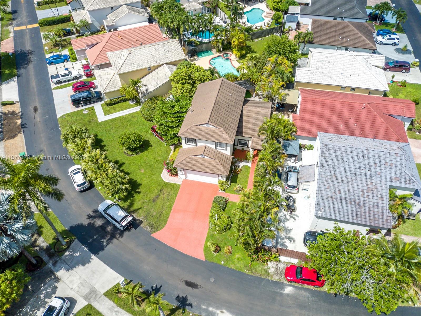 LAGO MAR SOUTH - Residential