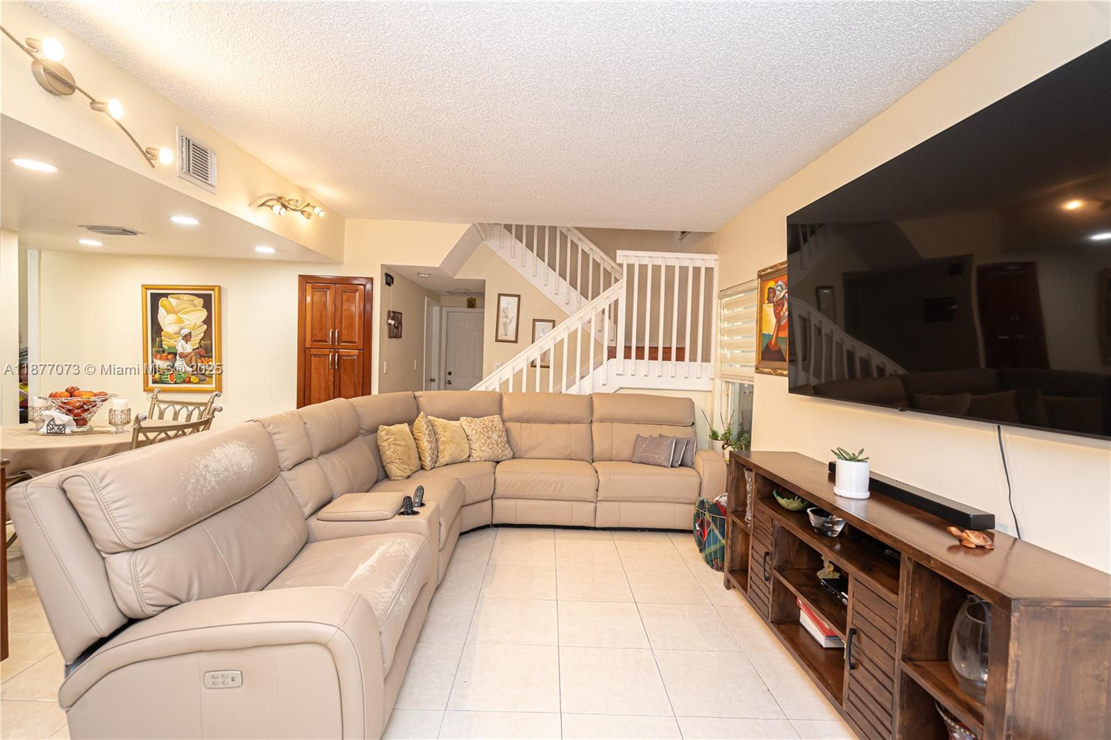 LAGO MAR SOUTH - Residential