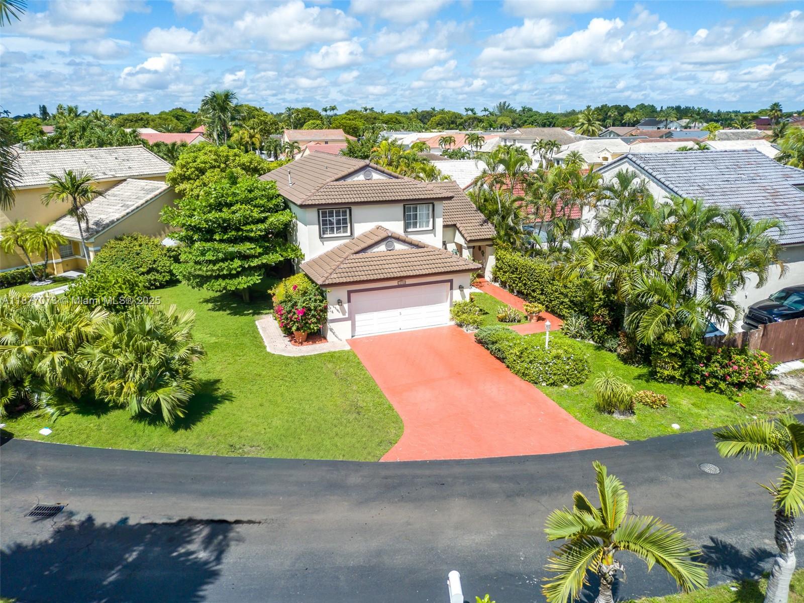 LAGO MAR SOUTH - Residential