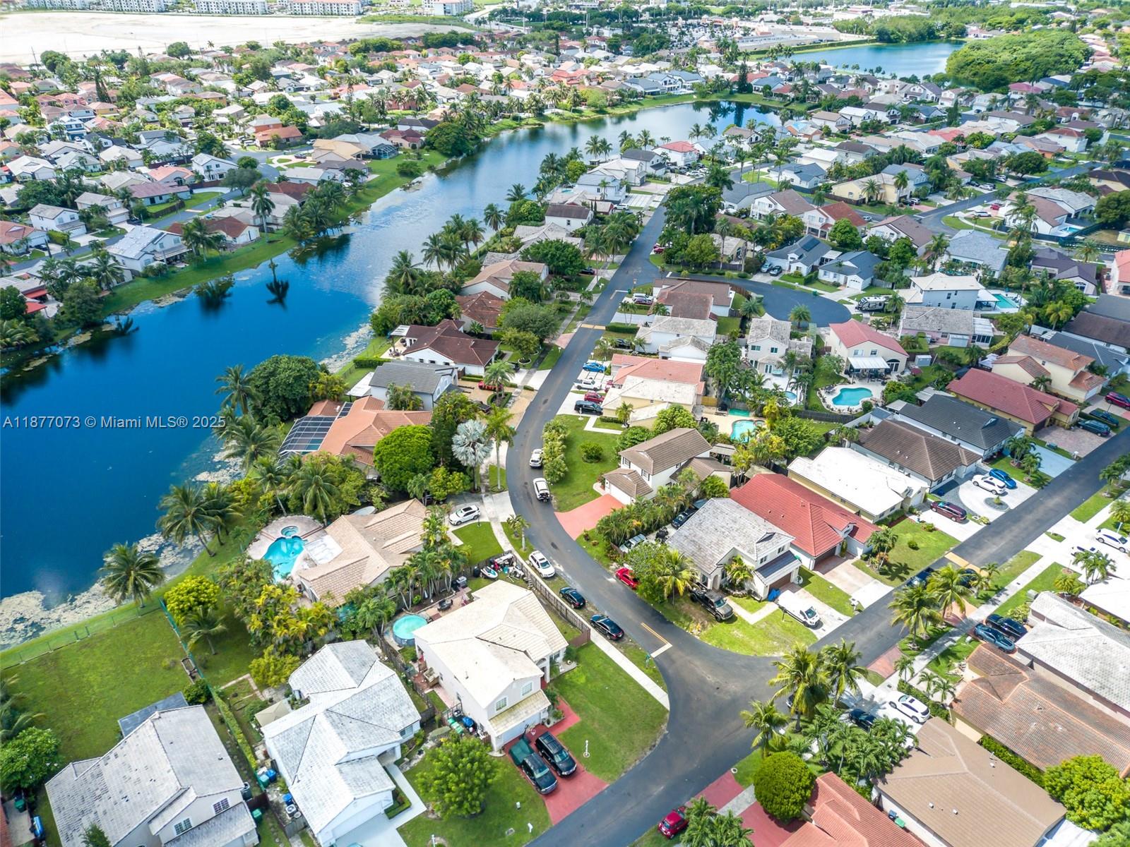 LAGO MAR SOUTH - Residential
