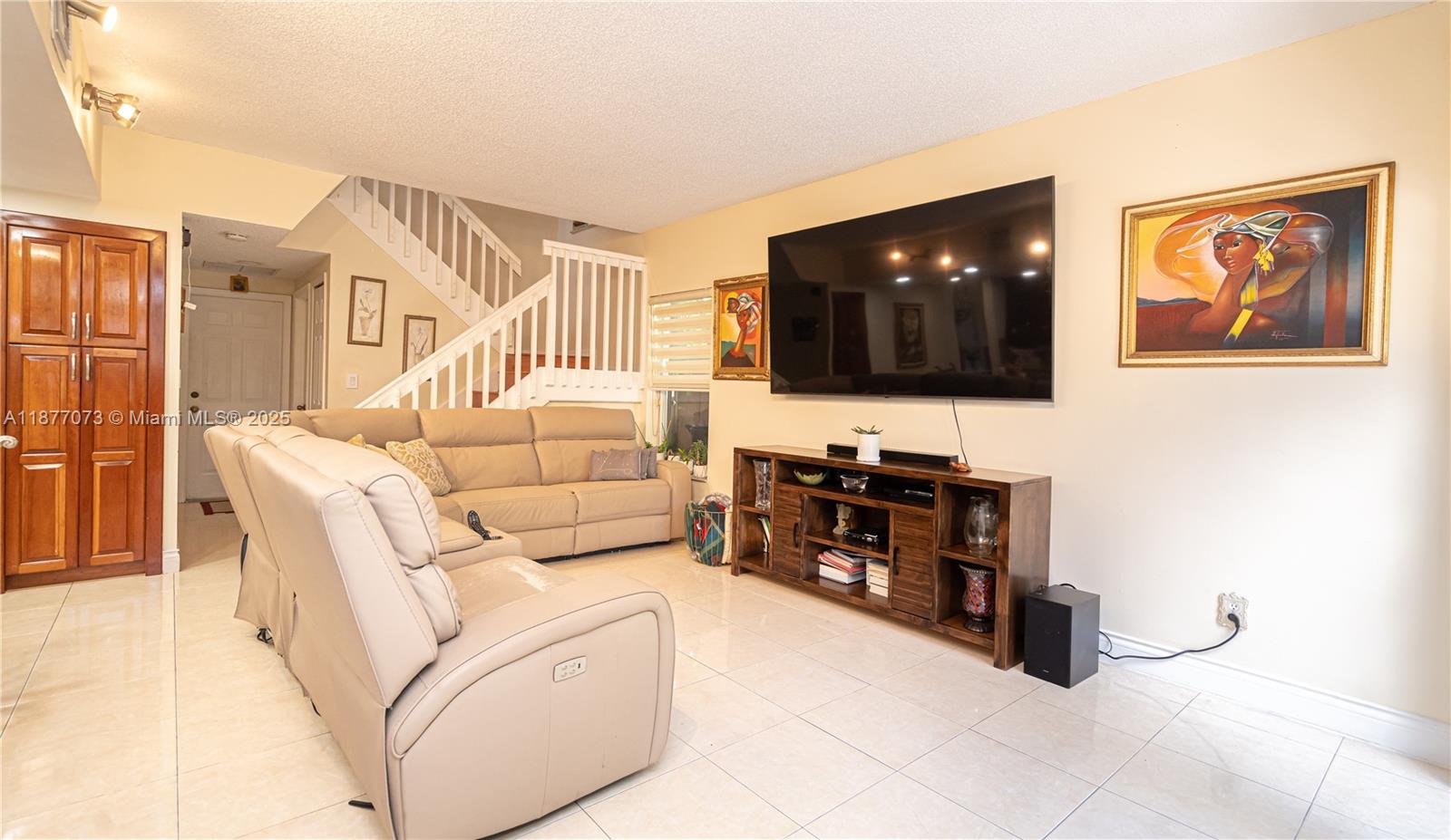 LAGO MAR SOUTH - Residential