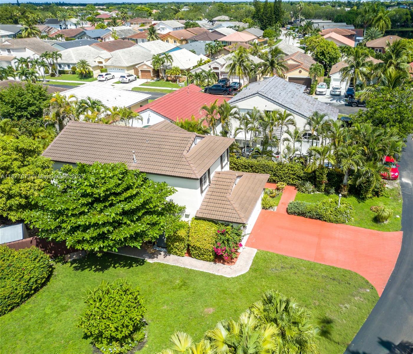 LAGO MAR SOUTH - Residential