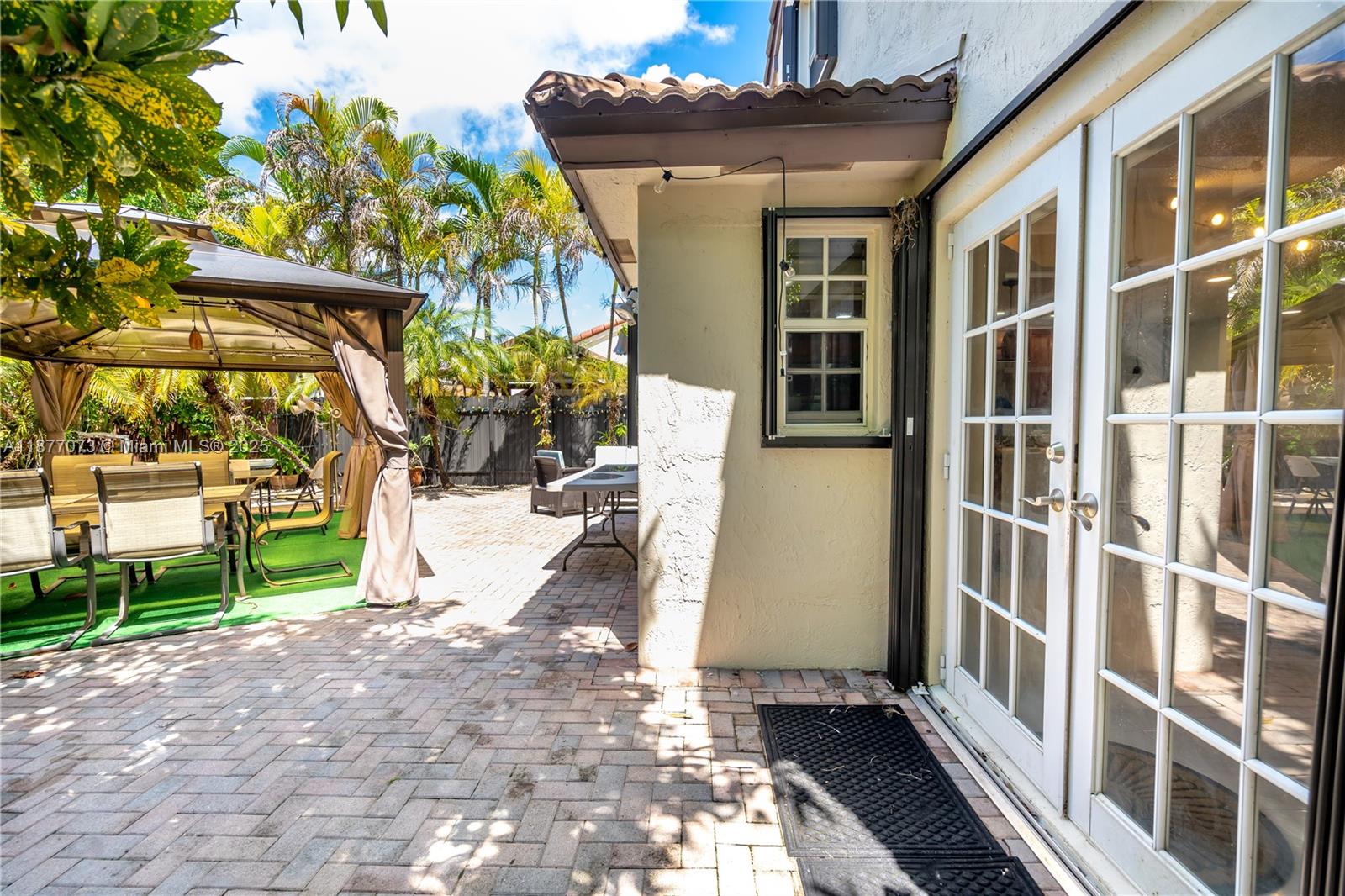 LAGO MAR SOUTH - Residential