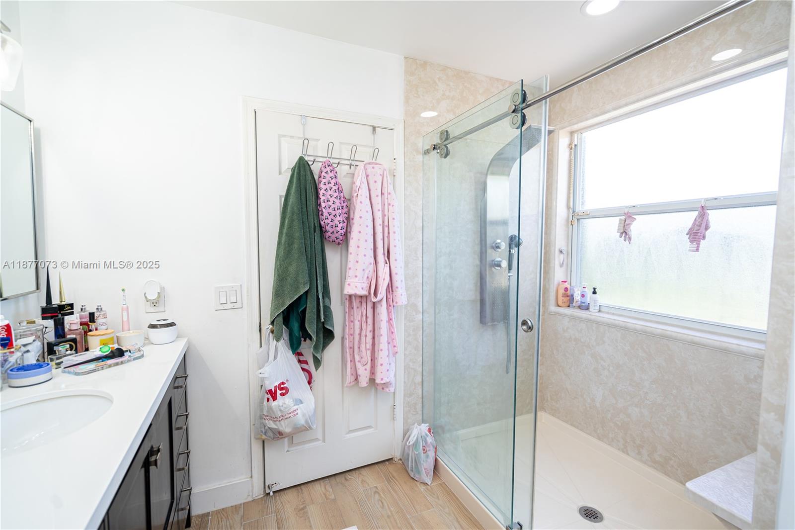 LAGO MAR SOUTH - Residential