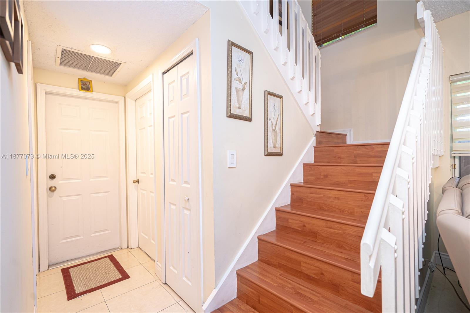 LAGO MAR SOUTH - Residential