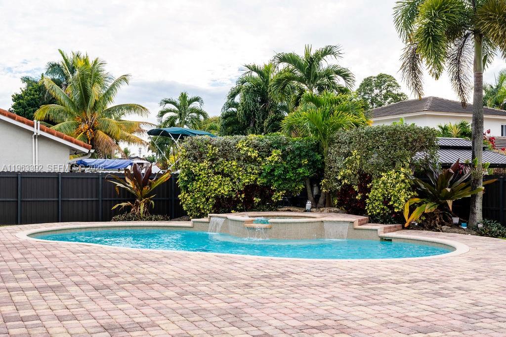 MED SOUTH - Residential