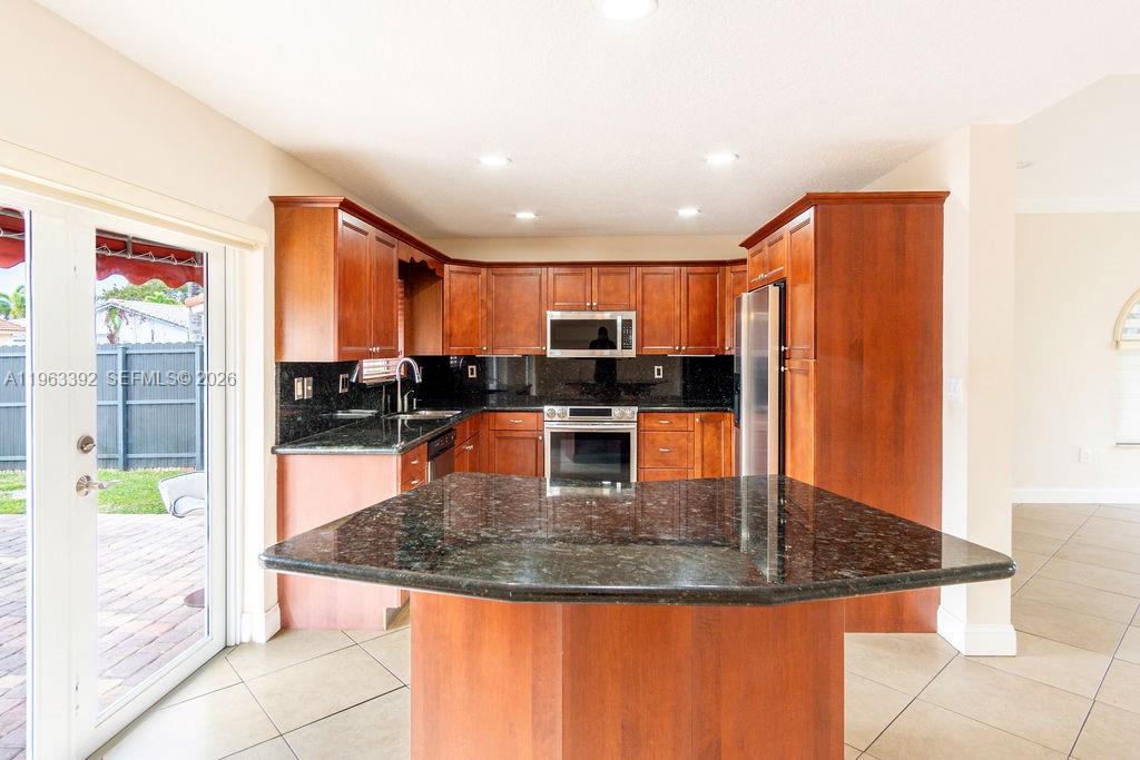 MED SOUTH - Residential