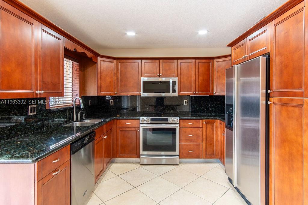 MED SOUTH - Residential