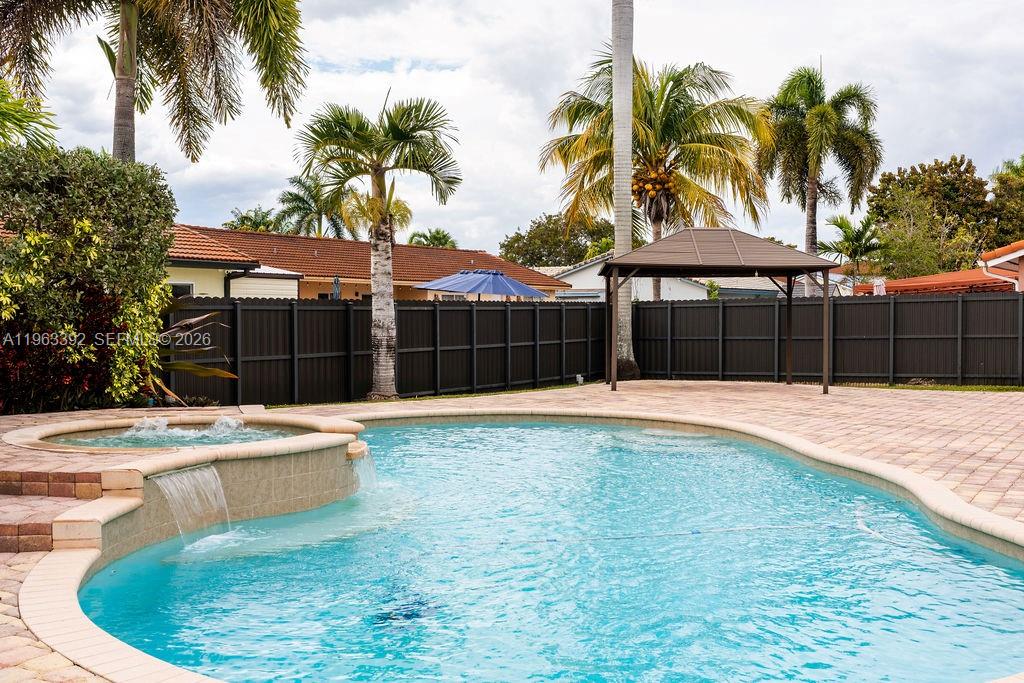 MED SOUTH - Residential