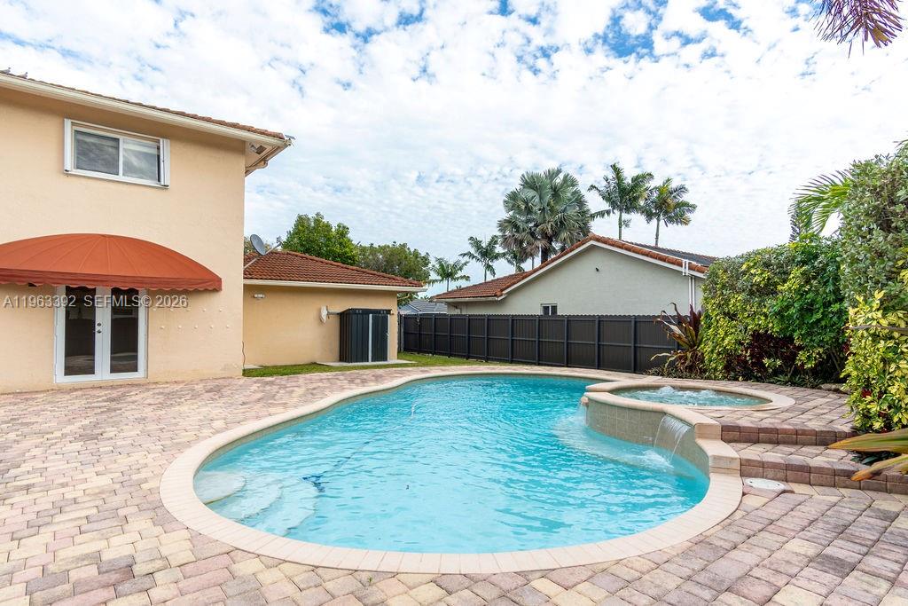 MED SOUTH - Residential