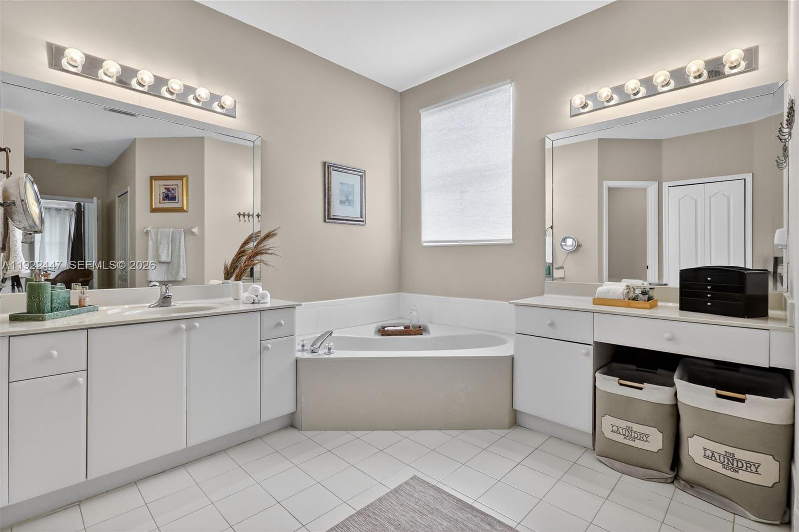 GRAND LAKES PHASE III - Residential