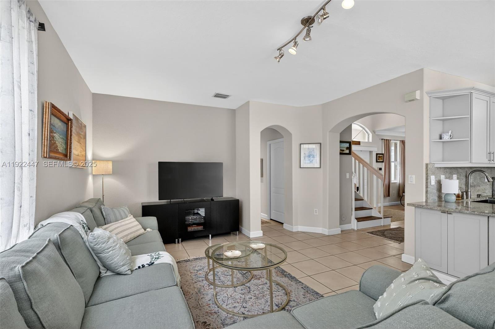 GRAND LAKES PHASE III - Residential