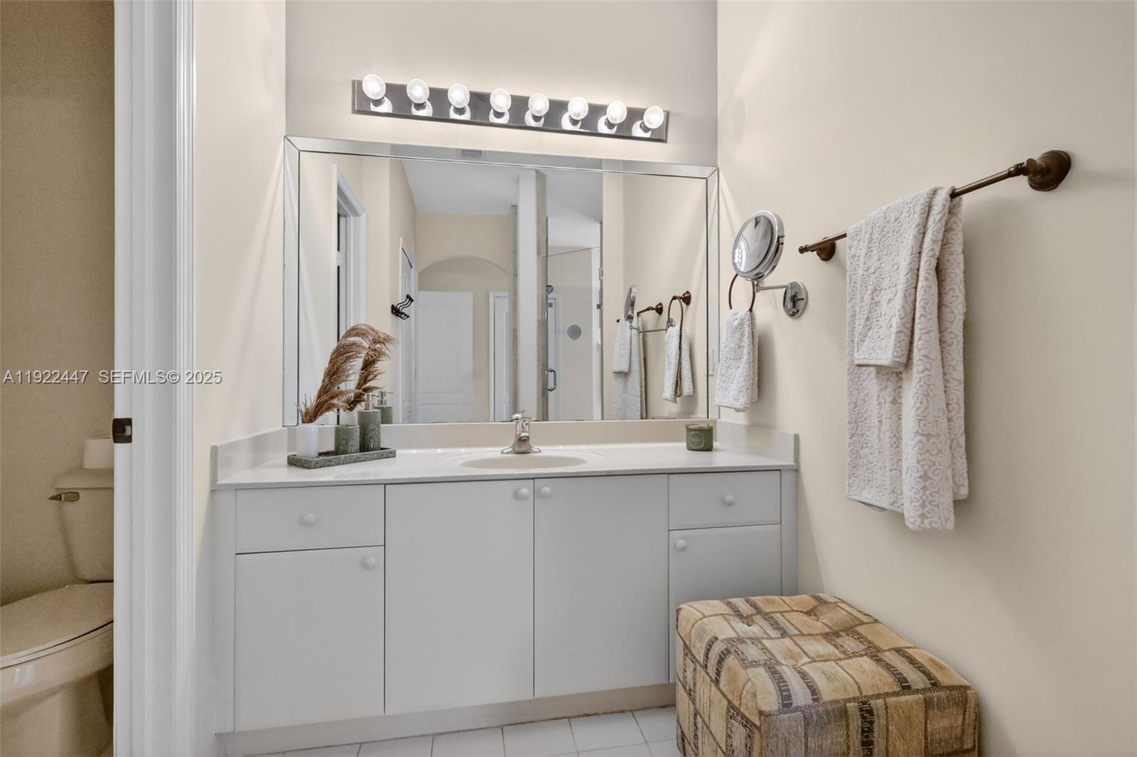 GRAND LAKES PHASE III - Residential