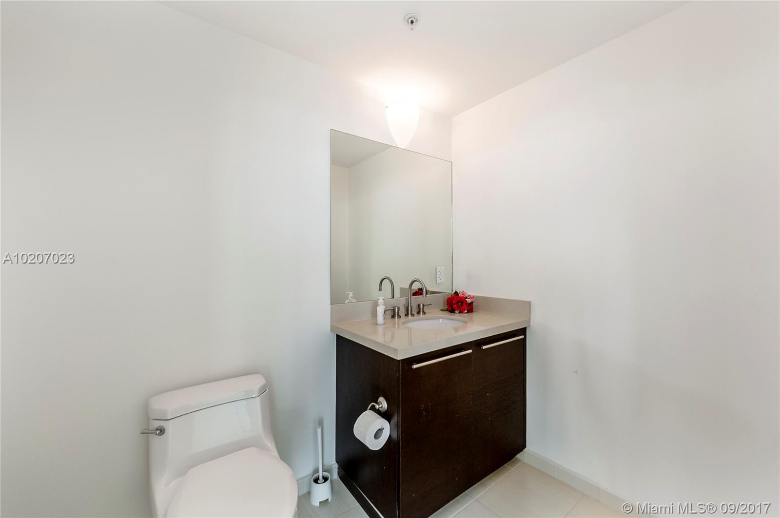 ELOQUENCE ON THE BAY - Residential Lease