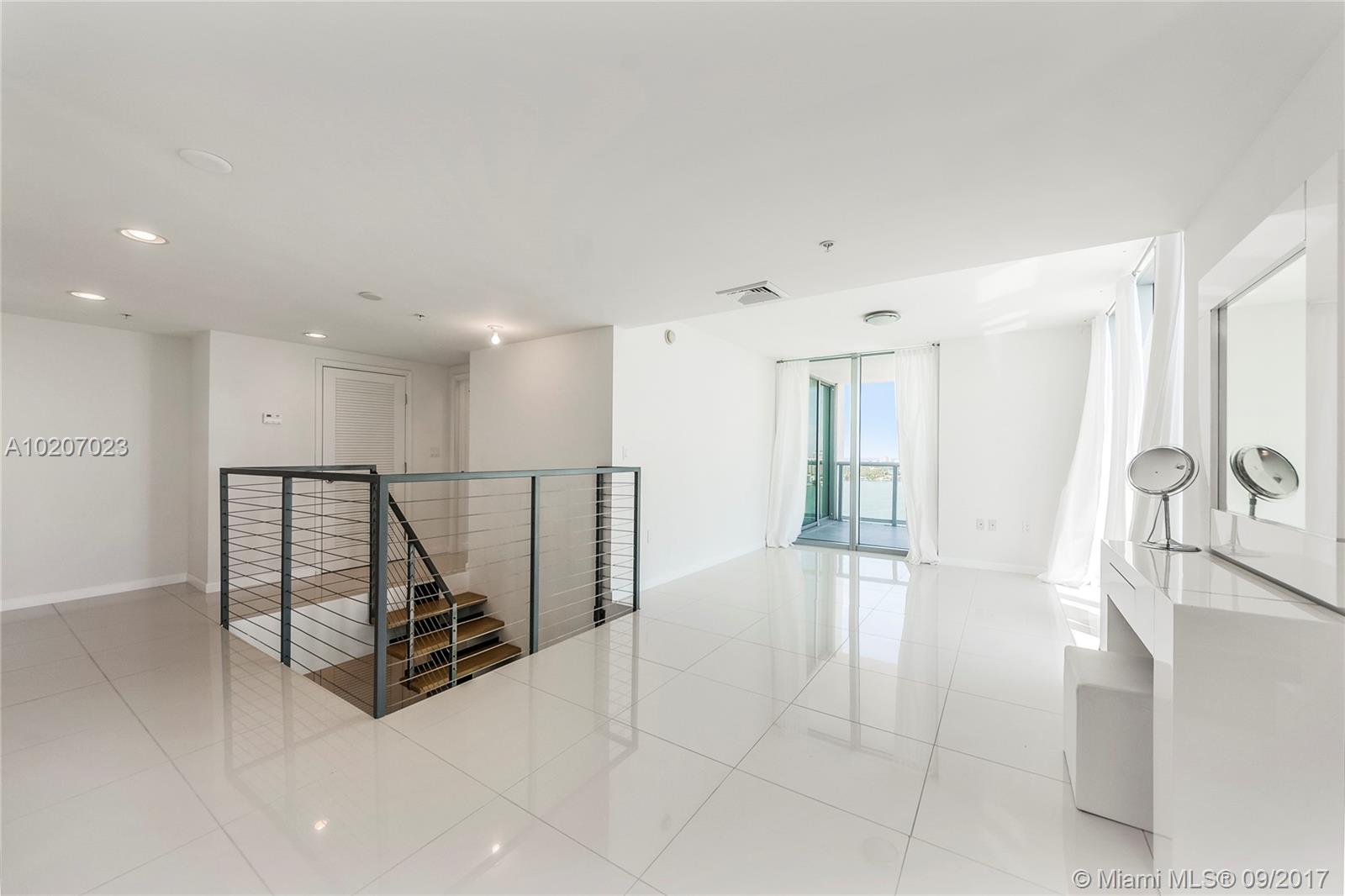 ELOQUENCE ON THE BAY - Residential Lease