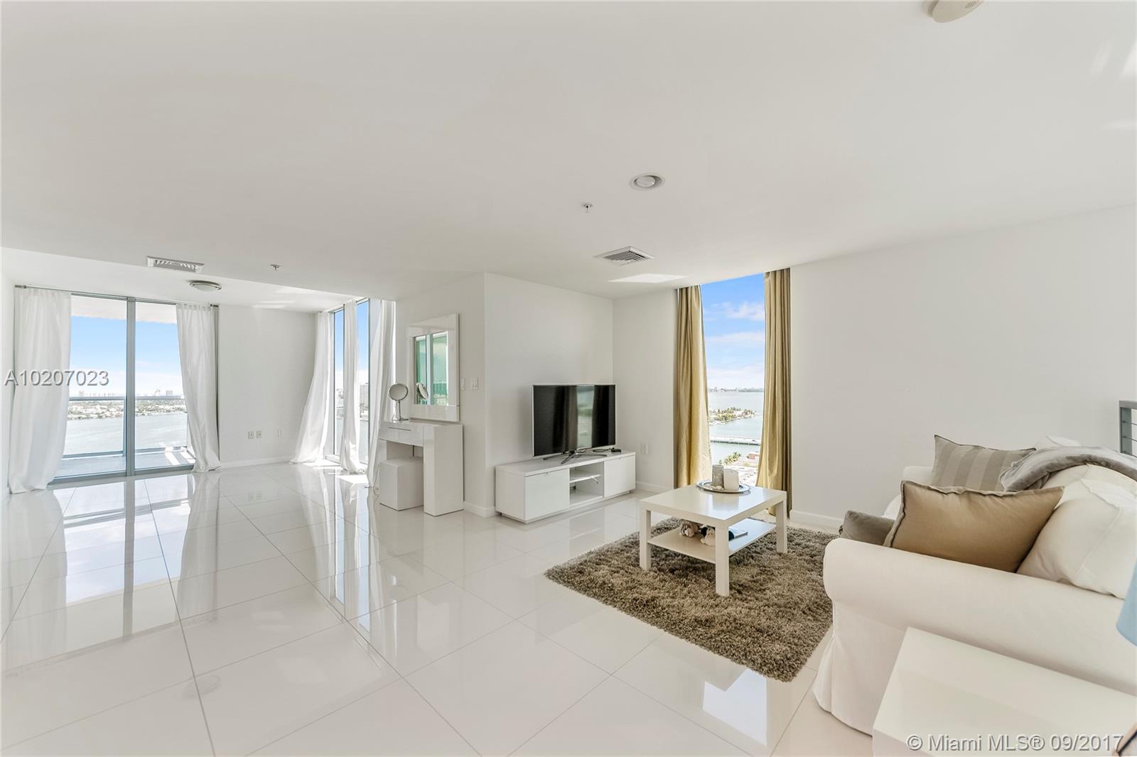 ELOQUENCE ON THE BAY - Residential Lease